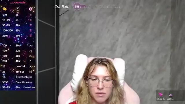Image 8 of reginasmilee Stream on Chaturbate on 22 days ago