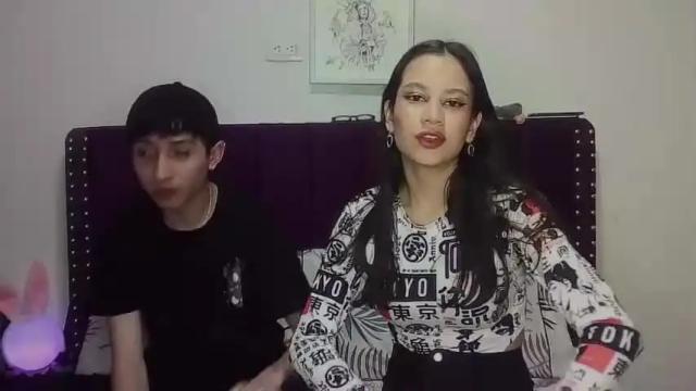 Image 3 of rei_and_takashi Stream on Chaturbate on 15 months ago