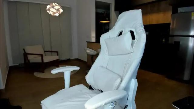 Image 6 of reichel_gray Stream on Chaturbate on 1 month ago