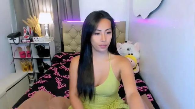 Image 4 of reighnempress Stream on Chaturbate on 23 days ago