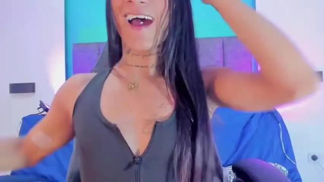 Image 6 of reina_cuellar Stream on Chaturbate on 13 months ago
