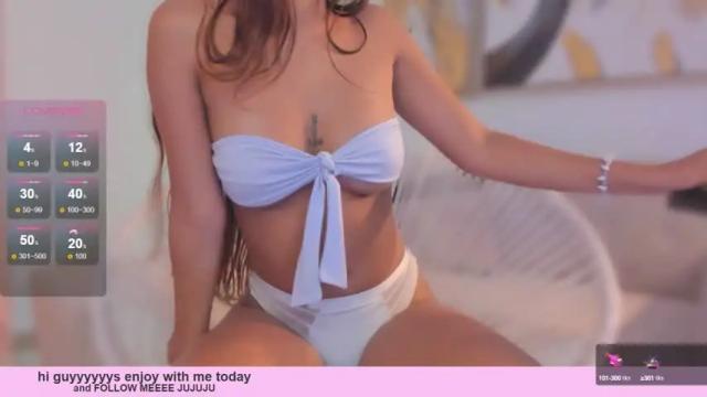 Image 11 of reishell_andersom Stream on Chaturbate on 14 months ago