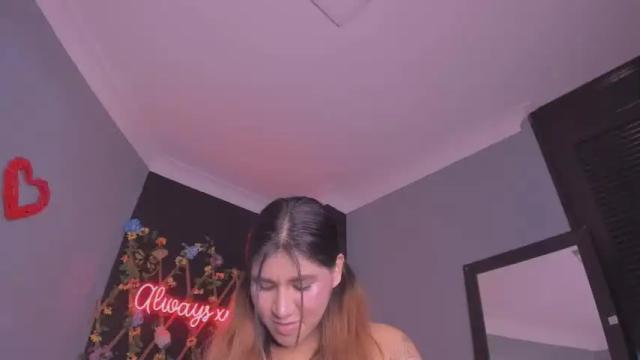 Image 6 of reishell_girls Stream on Chaturbate on 16 months ago