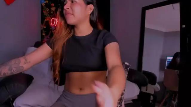 Image 4 of reishell_girls Stream on Chaturbate on 16 months ago