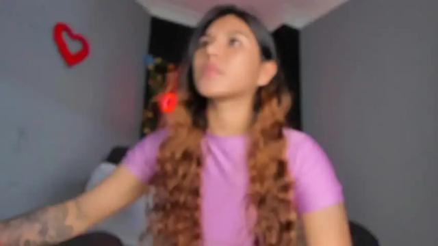 Image 8 of reishell_girls Stream on Chaturbate on 16 months ago
