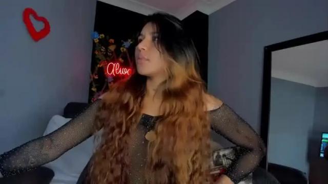 Image 3 of reishell_girls Stream on Chaturbate on 16 months ago