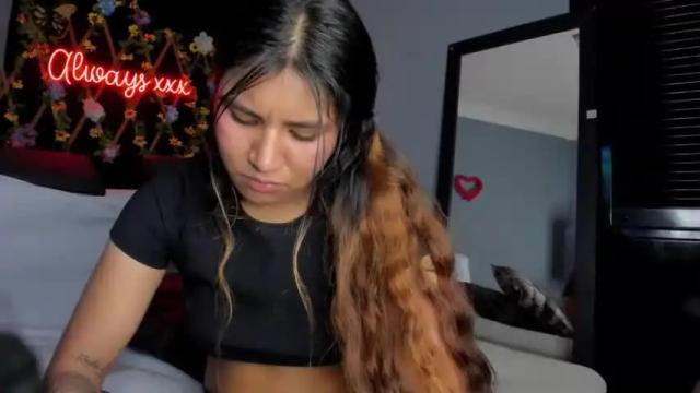 Image 10 of reishell_girls Stream on Chaturbate on 16 months ago