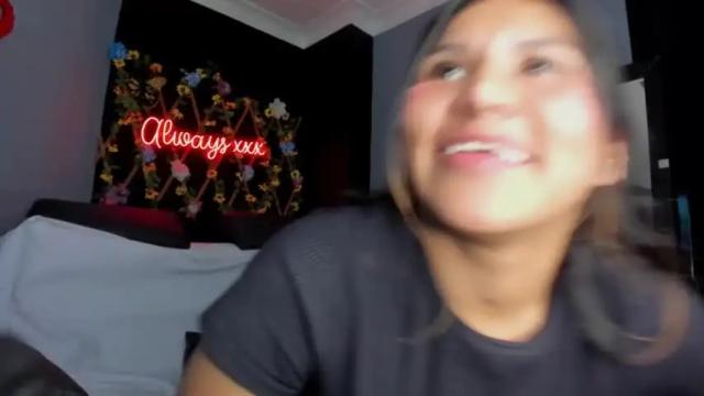 Image 4 of reishell_girls Stream on Chaturbate on 16 months ago