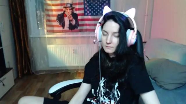 Image 2 of relax_ax Stream on Chaturbate on 12 months ago