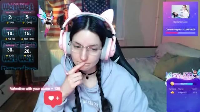 Image 12 of relax_ax Stream on Chaturbate on 13 months ago