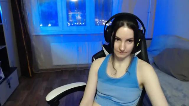 Image 3 of relax_ax Stream on Chaturbate on 11 months ago