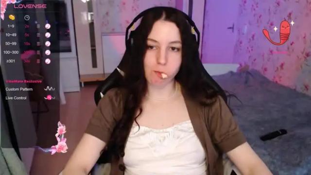 Image 11 of relax_ax Stream on Chaturbate on 9 months ago