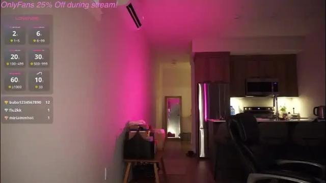 Image 3 of remibliss Stream on Chaturbate on 1 month ago