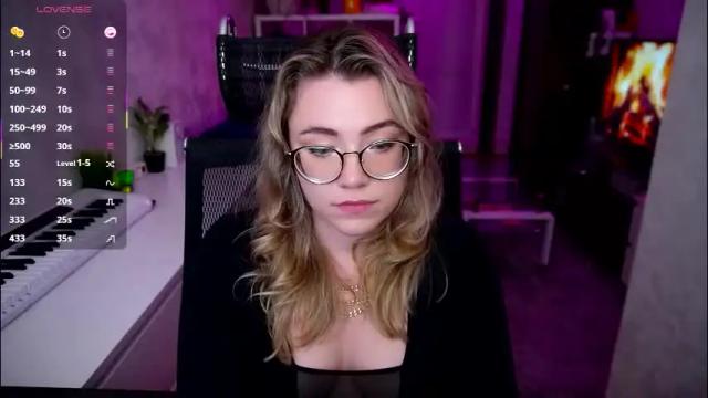 Image 4 of remywild Stream on Chaturbate on 1 month ago