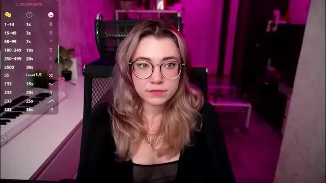 Image 8 of remywild Stream on Chaturbate on 1 month ago