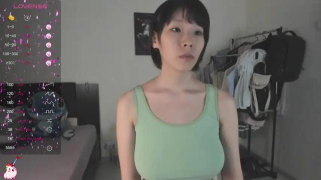 Image 3 of ren_dia Stream on Chaturbate on 21 months ago