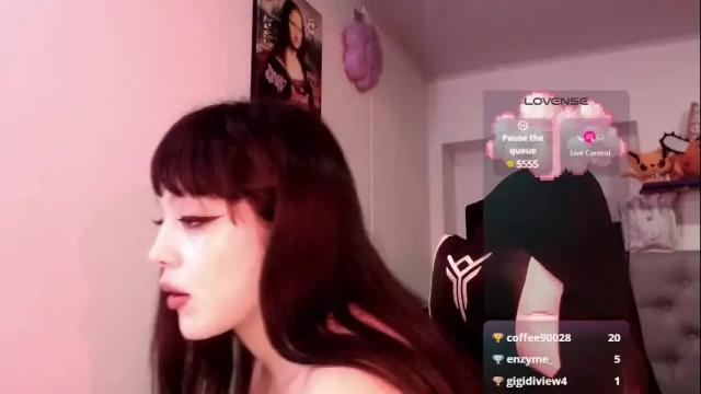 Image 2 of ren_yamashiro Stream on Chaturbate on 19 days ago