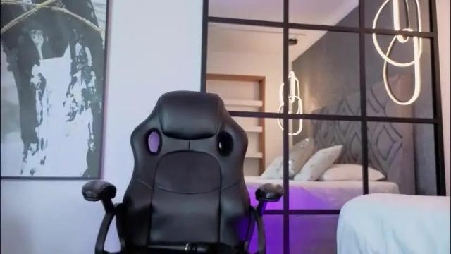 Image 8 of renata_cruz_ Stream on Chaturbate on 1 month ago