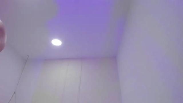 Image 12 of renata_reyes11 Stream on Chaturbate on 16 months ago
