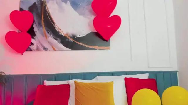 Image 6 of renata_saenz01 Stream on Chaturbate on 15 months ago
