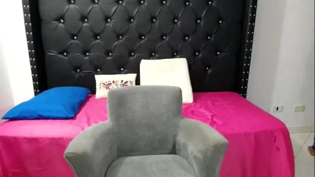 Image 6 of renata_salinas_1 Stream on Chaturbate on 1 month ago