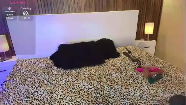 Image 3 of renatacors1 Stream on Chaturbate on 19 days ago