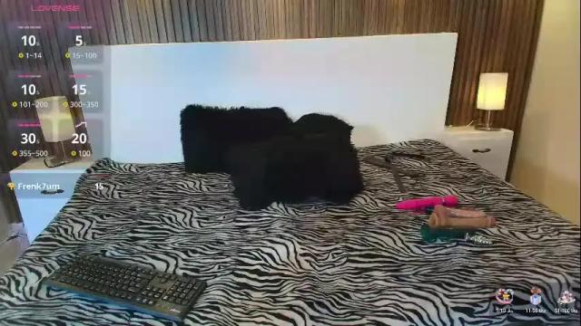 Image 8 of renatacors1 Stream on Chaturbate on 9 days ago