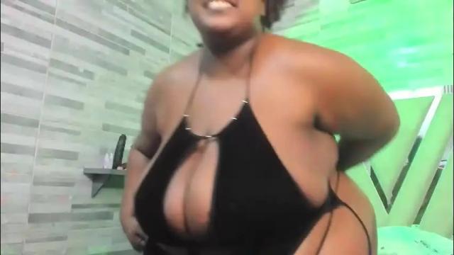 Image 7 of renatafoxter Stream on Chaturbate on 9 days ago