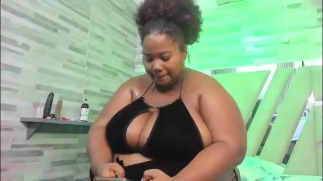 Image 8 of renatafoxter Stream on Chaturbate on 9 days ago