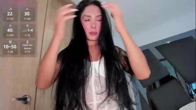 Image 10 of renatasantorino Stream on Chaturbate on 2 months ago