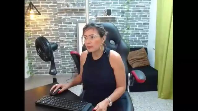 Thumbnail 2, renatasmiith's Stream at Chaturbate, 15 months ago