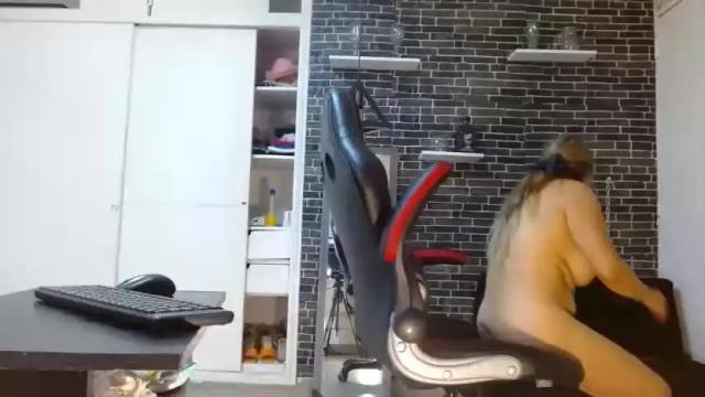 Image 7 of renatasmiith Stream on Chaturbate on 14 months ago
