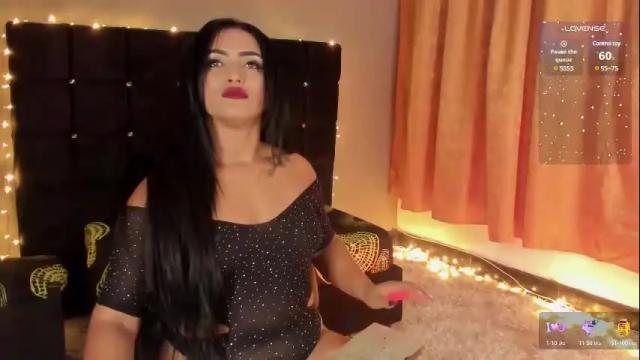 Image 6 of renatawilsom Stream on Chaturbate on 15 days ago