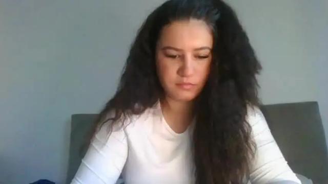 Thumbnail 2, renne_deesire's Stream at Chaturbate, 24 months ago