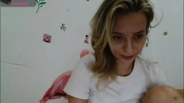Image 4 of rexa_flower Stream on Chaturbate on 5 months ago
