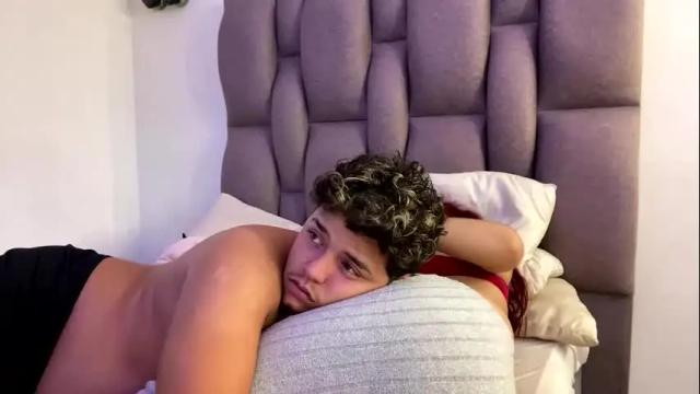 Image 3 of rexaybladee Stream on Chaturbate on 1 month ago