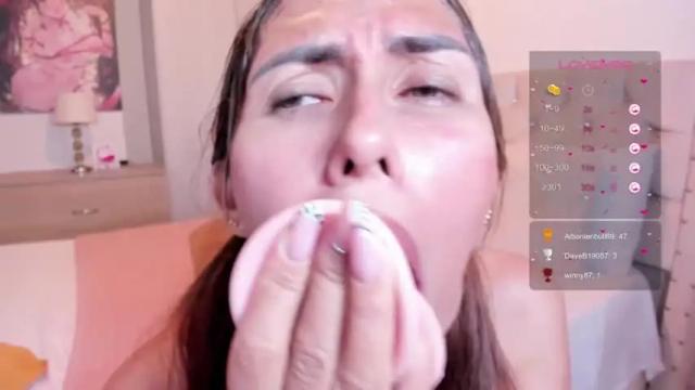 Image 6 of reychel_sens Stream on Chaturbate on 16 months ago