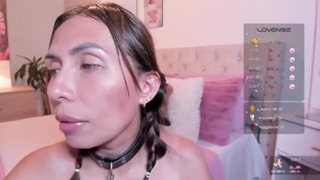 Image 12 of reychel_sens Stream on Chaturbate on 15 months ago