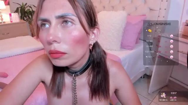 Image 3 of reychel_sens Stream on Chaturbate on 15 months ago