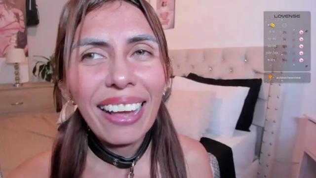 Image 10 of reychel_sens Stream on Chaturbate on 14 months ago