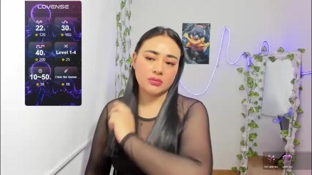 Image 3 of reyledoll Stream on Chaturbate on 7 days ago