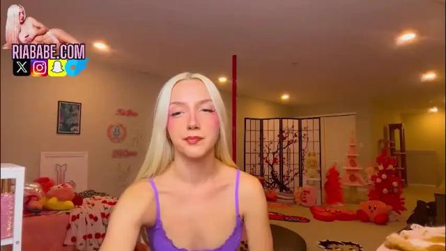 Image 12 of riababe Stream on Chaturbate on 10 days ago