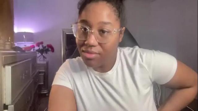 Image 7 of riahbaddie Stream on Chaturbate on 20 months ago