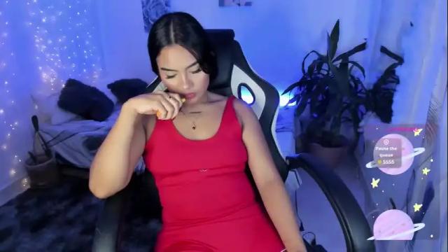 Image 11 of riana_kean Stream on Chaturbate on 3 months ago