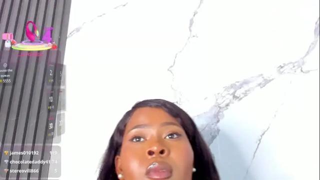 Image 12 of rianamanson Stream on Chaturbate on 2 months ago