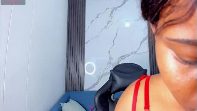 Image 7 of rianamanson Stream on Chaturbate on 2 months ago