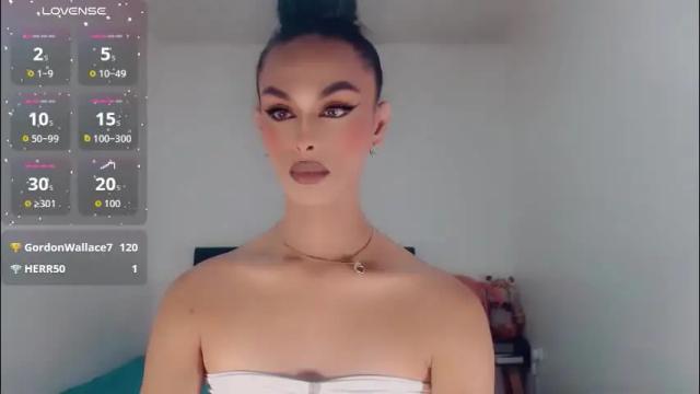 Image 4 of riannagarcia_ Stream on Chaturbate on 2 months ago