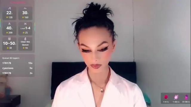 Image 4 of riannagarcia_ Stream on Chaturbate on 1 month ago