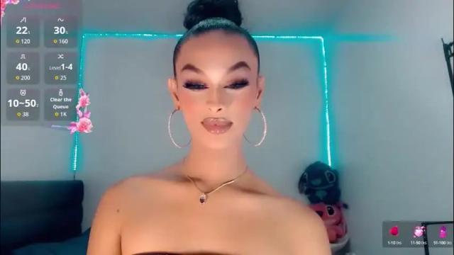 Image 3 of riannagarcia_ Stream on Chaturbate on 1 month ago