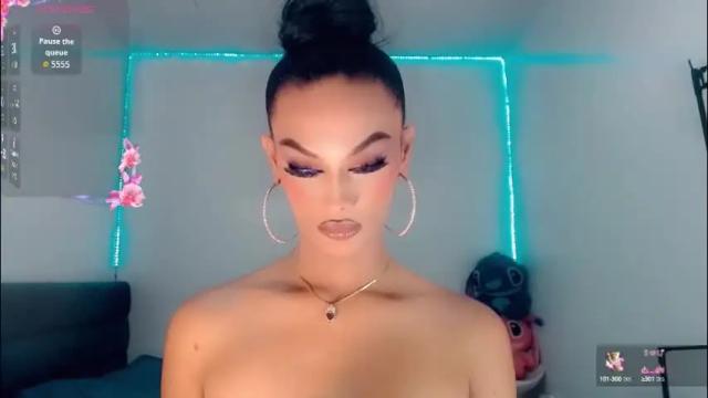 Image 4 of riannagarcia_ Stream on Chaturbate on 1 month ago